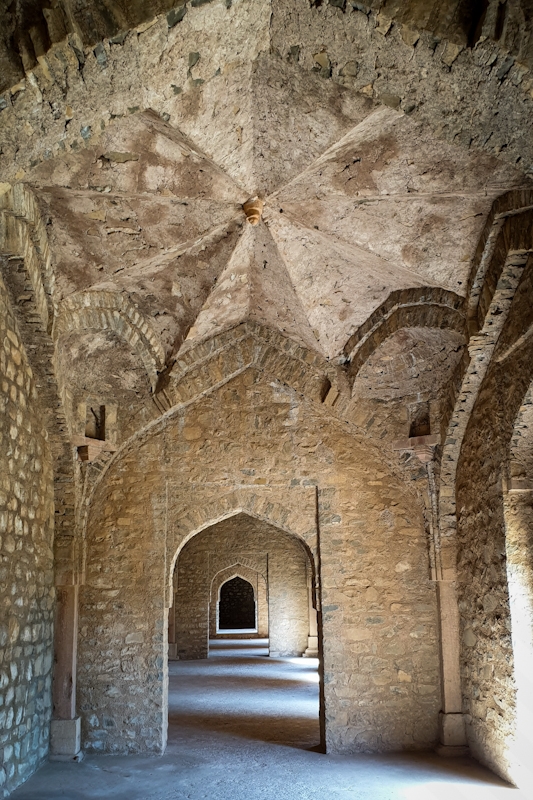 Inside the surrounding complex of Darya Khan's tomb