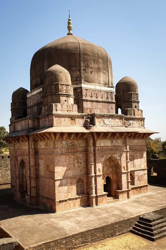 Darya Khan's tomb
