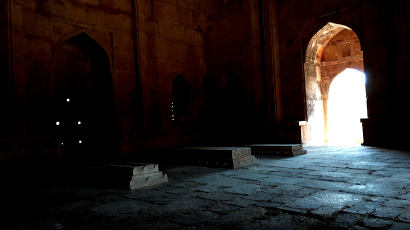 Inside Darya Khan's tomb