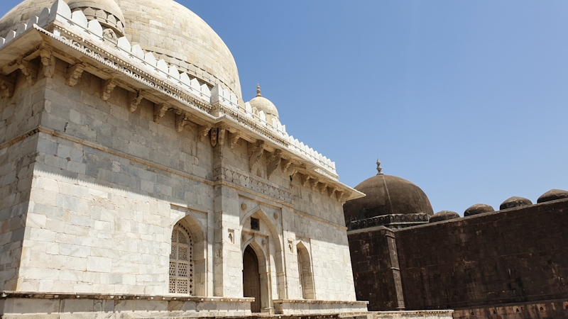 Hoshang's Tomb