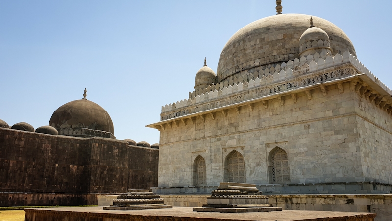 Hoshang's Tomb