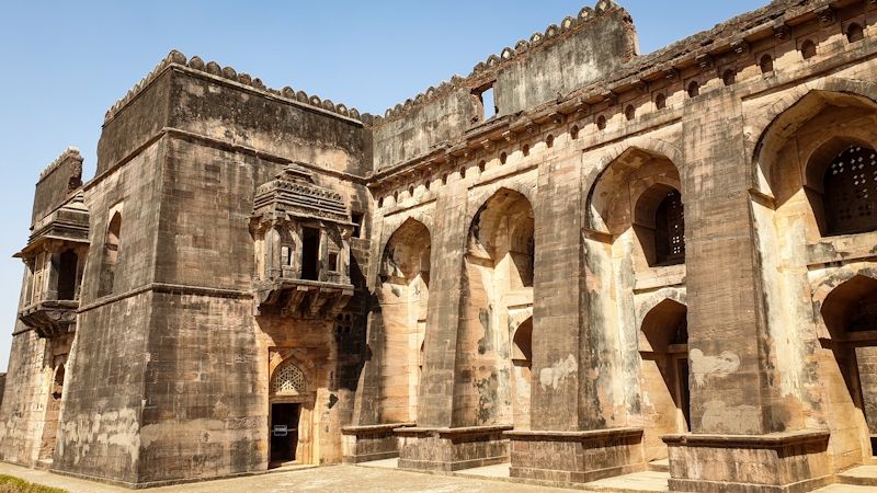 Hindola Mahal in Mandu